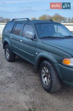 Внедорожник / Кроссовер Mitsubishi Pajero Sport 2000 в 