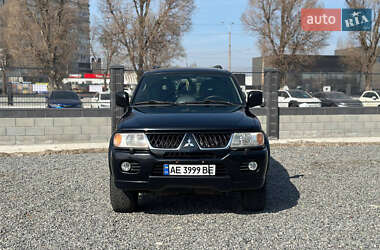 Внедорожник / Кроссовер Mitsubishi Pajero Sport 2006 в 