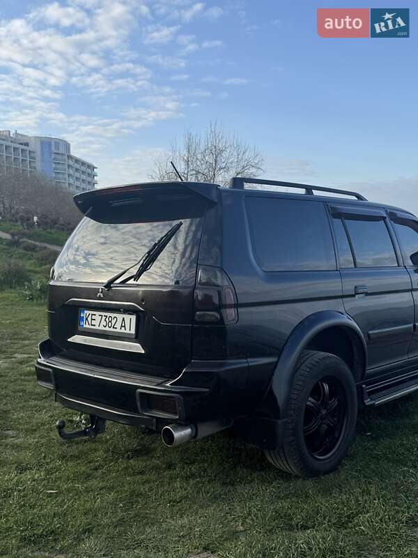 Внедорожник / Кроссовер Mitsubishi Pajero Sport 2005 в Черноморске