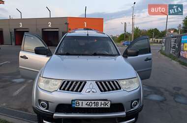 Внедорожник / Кроссовер Mitsubishi Pajero Sport 2012 в Харькове