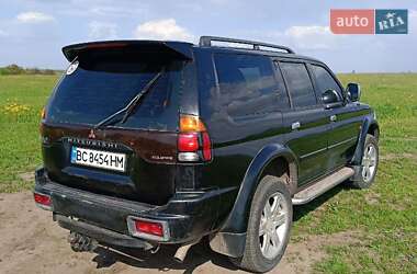 Внедорожник / Кроссовер Mitsubishi Pajero Sport 2000 в 