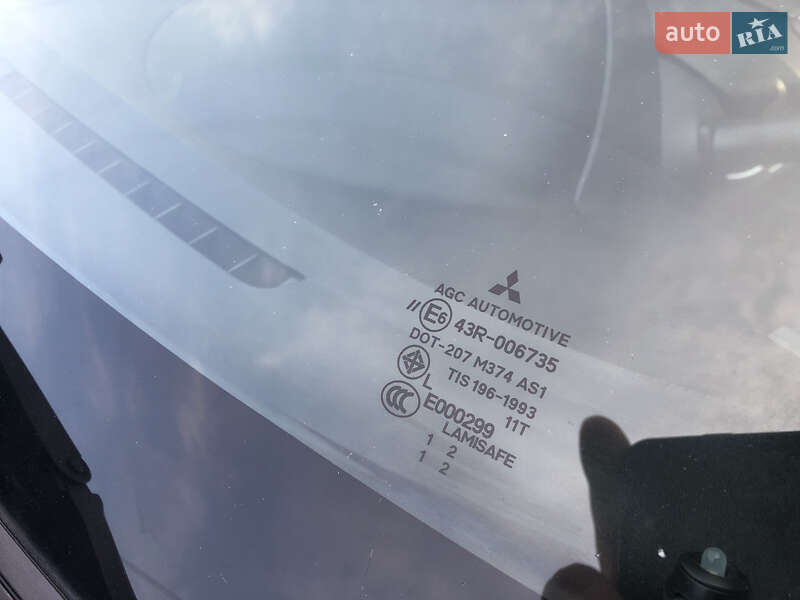 Позашляховик / Кросовер Mitsubishi Pajero Sport 2013 в Вінниці