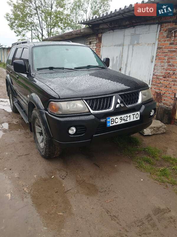 Mitsubishi Pajero Sport 2006