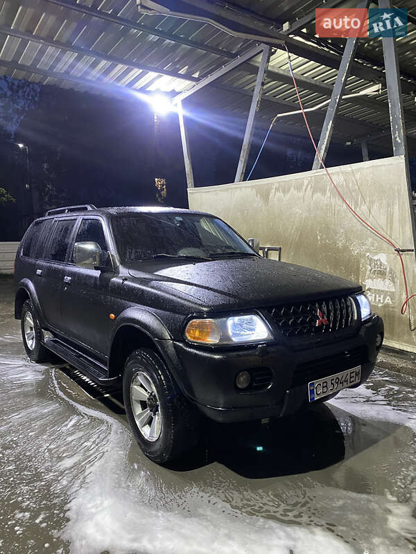 Позашляховик / Кросовер Mitsubishi Pajero Sport 2001 в Києві