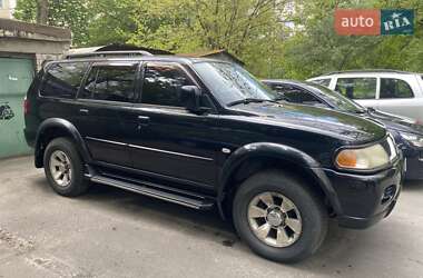 Внедорожник / Кроссовер Mitsubishi Pajero Sport 2006 в 