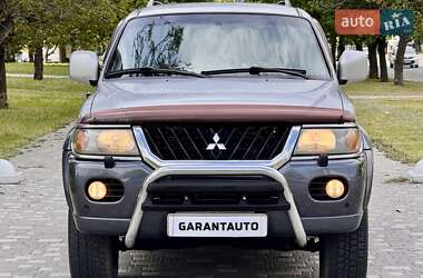 Позашляховик / Кросовер Mitsubishi Pajero Sport 2004 в 