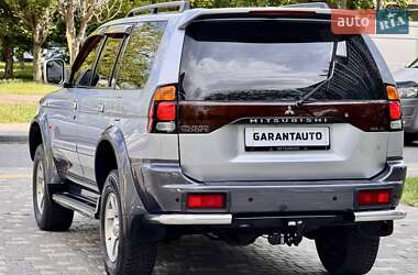 Позашляховик / Кросовер Mitsubishi Pajero Sport 2004 в 