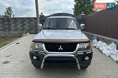 Позашляховик / Кросовер Mitsubishi Pajero Sport 2003 в 