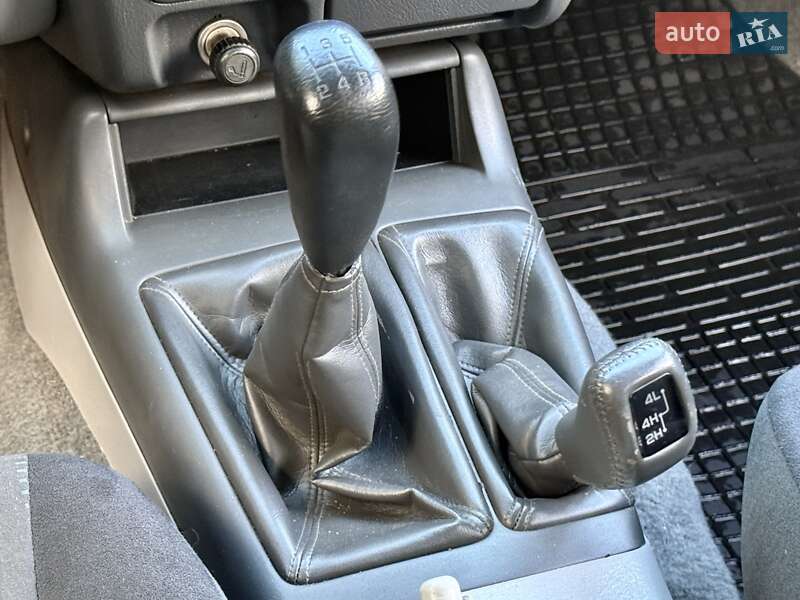 Внедорожник / Кроссовер Mitsubishi Pajero Sport 2006 в Харькове