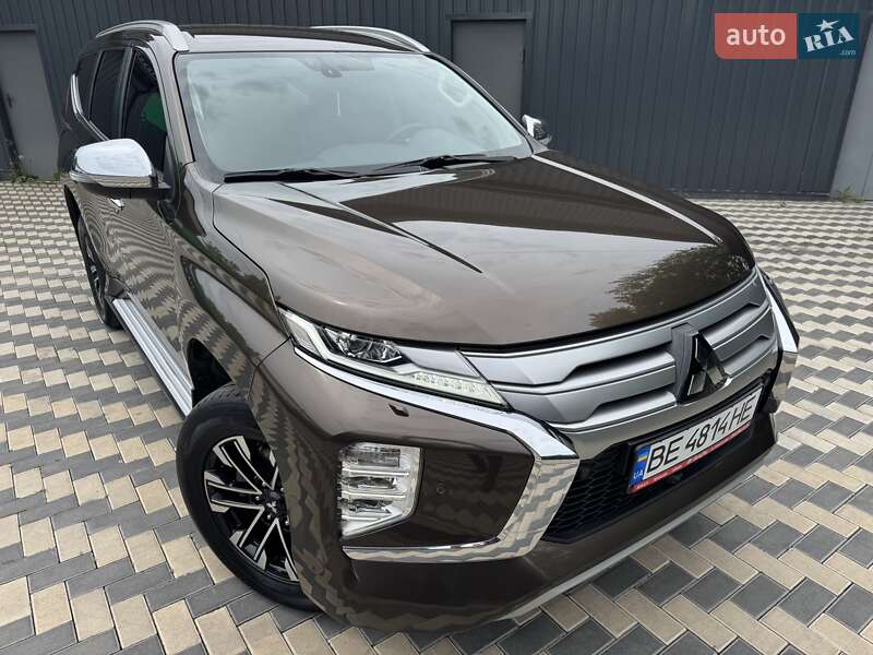 Mitsubishi Pajero Sport 2021