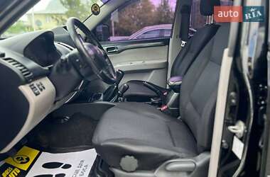 Внедорожник / Кроссовер Mitsubishi Pajero Sport 2013 в 