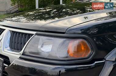 Внедорожник / Кроссовер Mitsubishi Pajero Sport 2008 в 