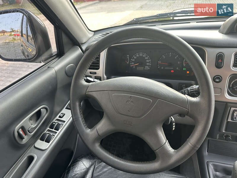 Внедорожник / Кроссовер Mitsubishi Pajero Sport 2008 в Полтаве