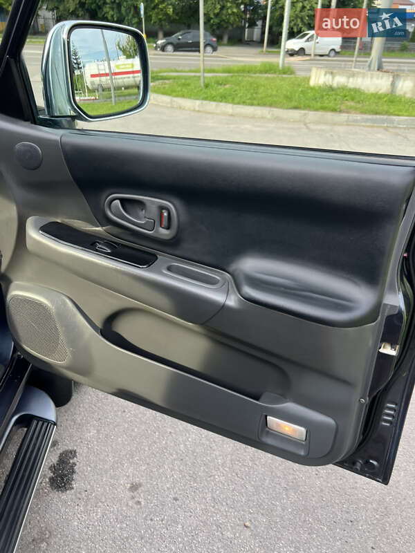 Внедорожник / Кроссовер Mitsubishi Pajero Sport 2006 в Виннице