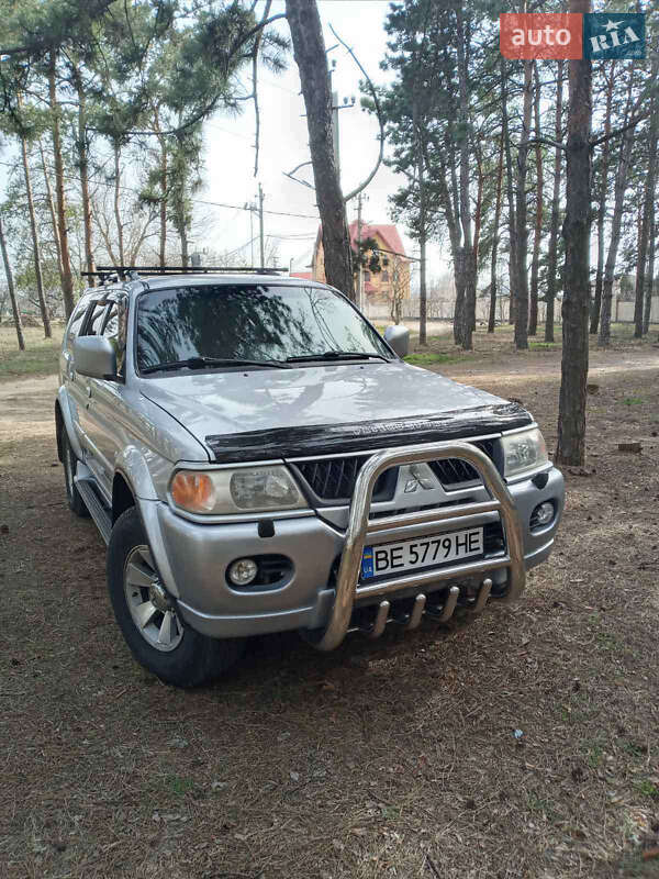 Mitsubishi Pajero Sport 2006