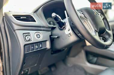Внедорожник / Кроссовер Mitsubishi Pajero Sport 2021 в 