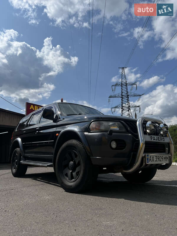 Внедорожник / Кроссовер Mitsubishi Pajero Sport 2004 в Харькове