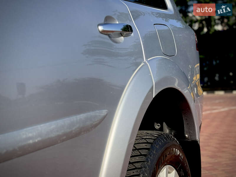 Внедорожник / Кроссовер Mitsubishi Pajero Sport 2015 в Одессе