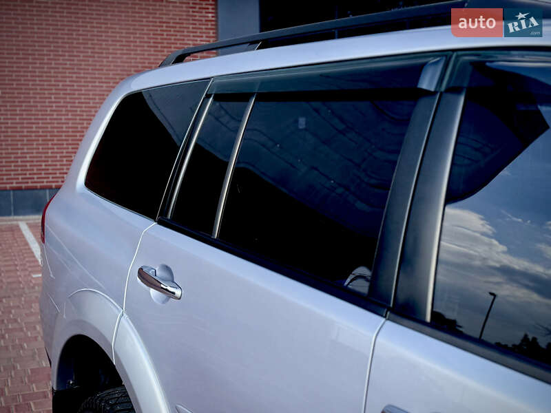 Внедорожник / Кроссовер Mitsubishi Pajero Sport 2015 в Одессе