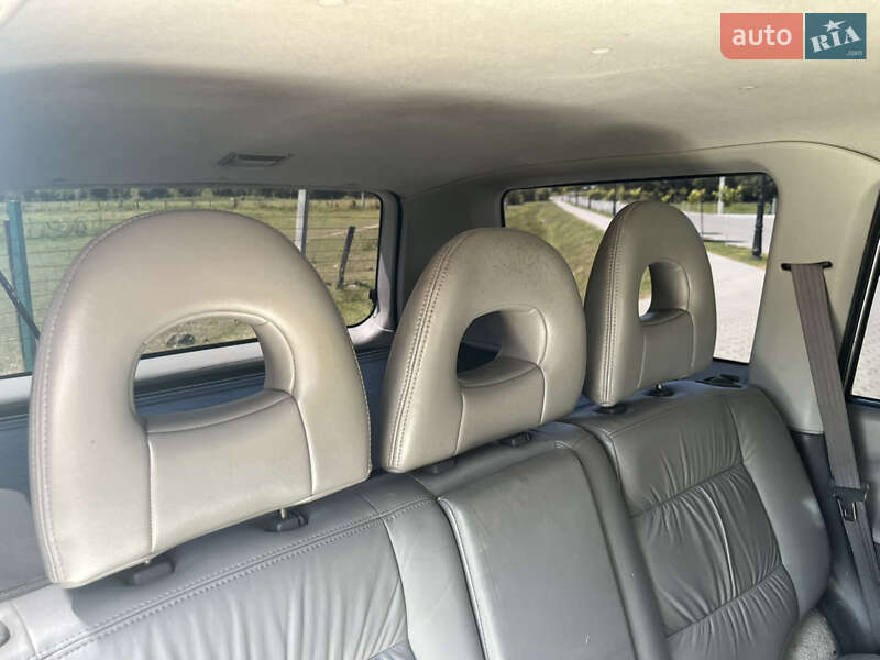 Внедорожник / Кроссовер Mitsubishi Pajero Sport 2002 в Сваляве