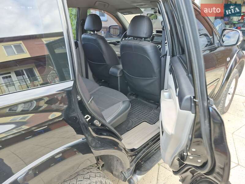 Внедорожник / Кроссовер Mitsubishi Pajero Sport 2014 в Чернобае