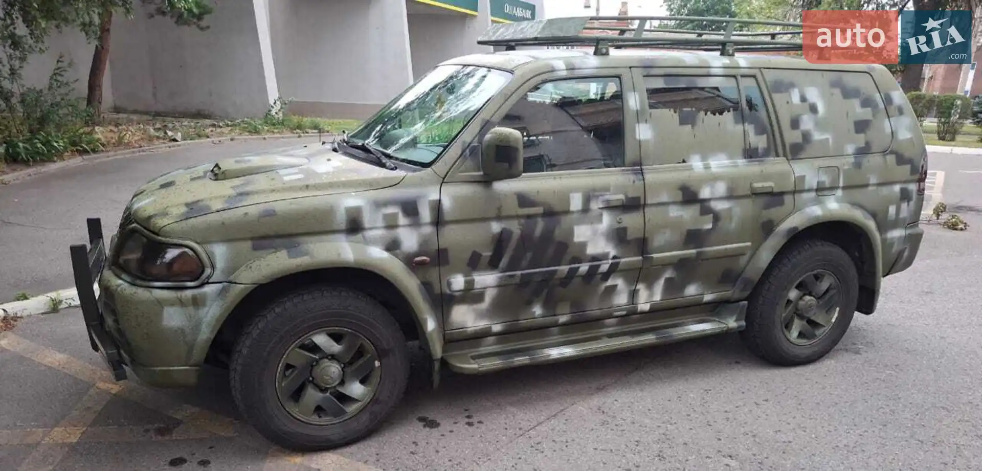 Mitsubishi Pajero Sport 2001