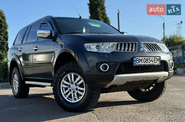 Позашляховик / Кросовер Mitsubishi Pajero Sport 2011 в Сумах