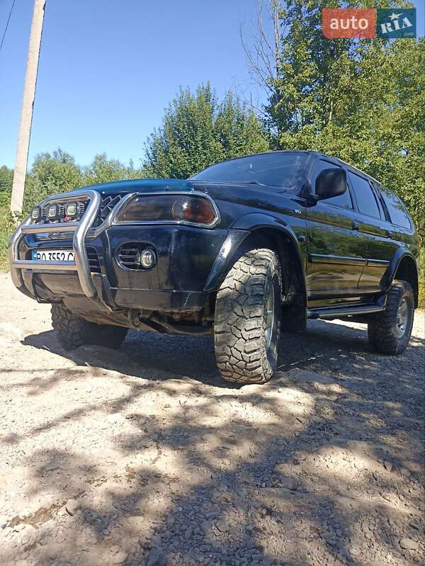 Позашляховик / Кросовер Mitsubishi Pajero Sport 2001 в Яремчі