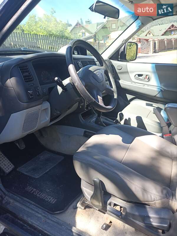 Позашляховик / Кросовер Mitsubishi Pajero Sport 2001 в Яремчі