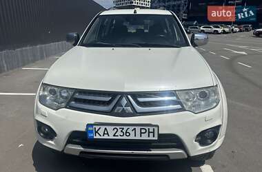 Внедорожник / Кроссовер Mitsubishi Pajero Sport 2014 в Киеве