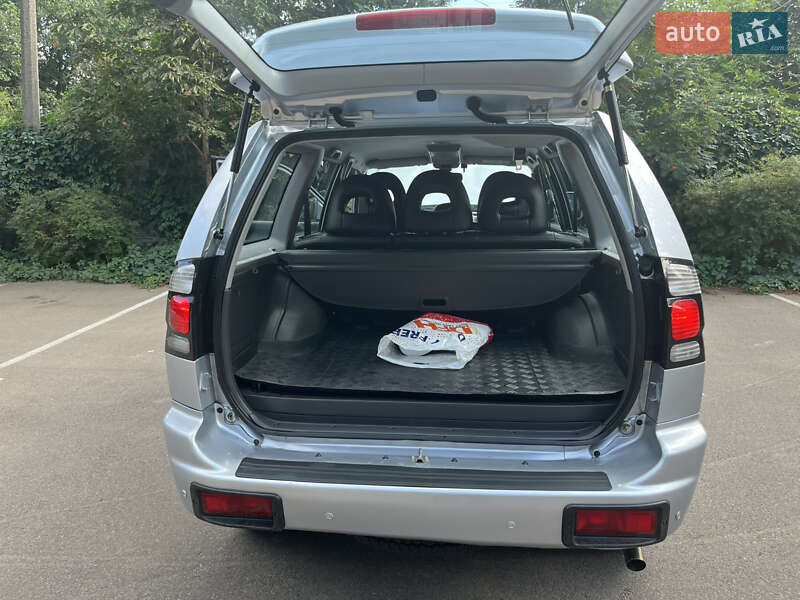 Внедорожник / Кроссовер Mitsubishi Pajero Sport 2008 в Буче