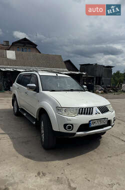 Позашляховик / Кросовер Mitsubishi Pajero Sport 2011 в Любарі