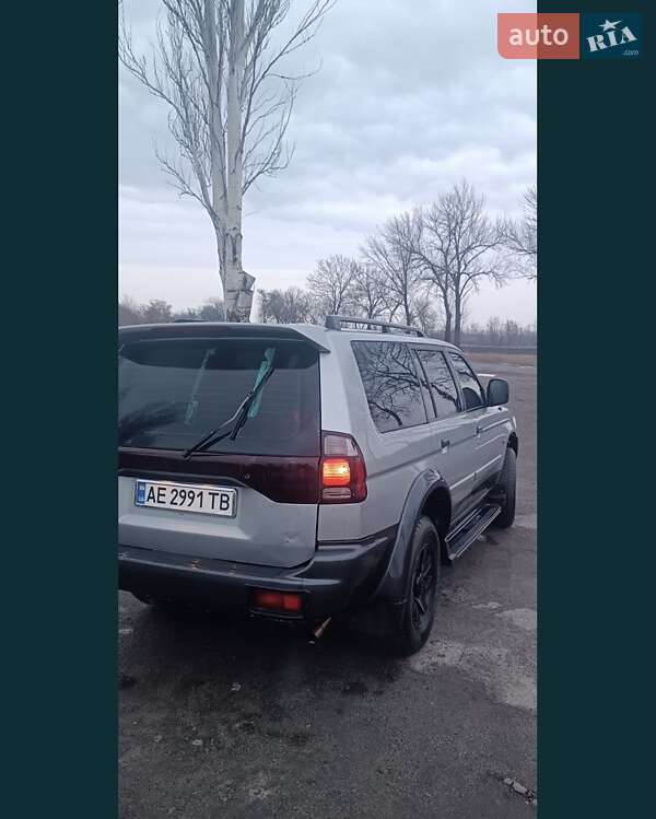 Внедорожник / Кроссовер Mitsubishi Pajero Sport 2000 в Глобине