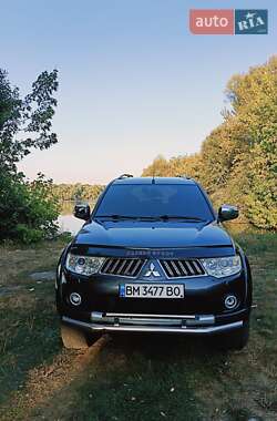 Позашляховик / Кросовер Mitsubishi Pajero Sport 2013 в Бурині