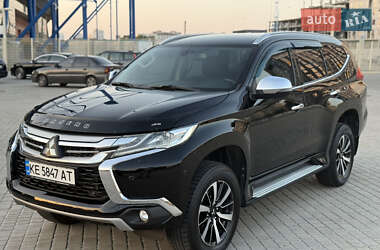 Внедорожник / Кроссовер Mitsubishi Pajero Sport 2017 в Харькове