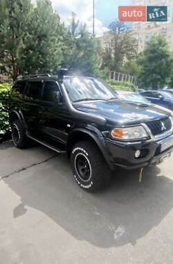 Внедорожник / Кроссовер Mitsubishi Pajero Sport 2007 в Киеве