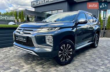 Позашляховик / Кросовер Mitsubishi Pajero Sport 2019 в Києві