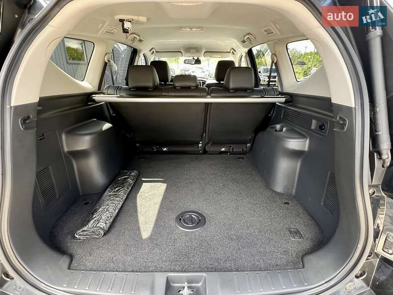 Внедорожник / Кроссовер Mitsubishi Pajero Sport 2019 в Киеве