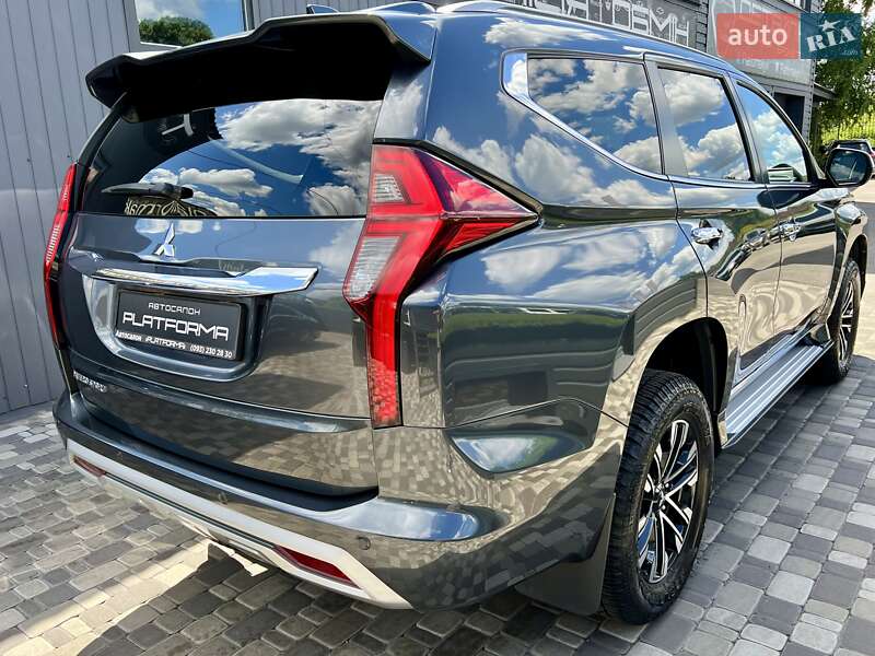 Внедорожник / Кроссовер Mitsubishi Pajero Sport 2019 в Киеве