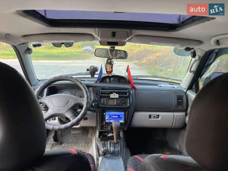 Внедорожник / Кроссовер Mitsubishi Pajero Sport 2004 в Стрые