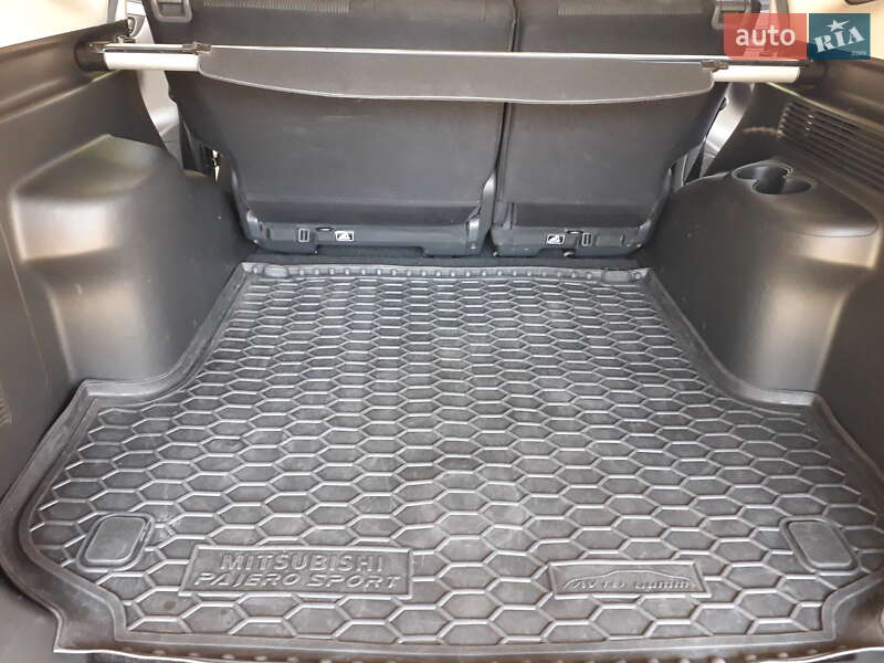 Внедорожник / Кроссовер Mitsubishi Pajero Sport 2016 в Еланце