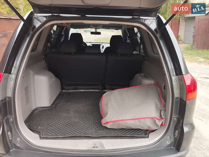 Внедорожник / Кроссовер Mitsubishi Pajero Sport 2011 в Каневе