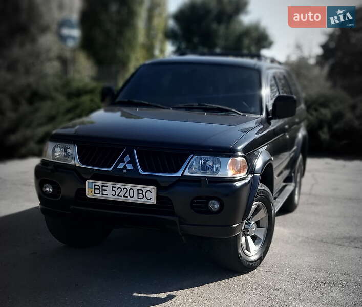 Позашляховик / Кросовер Mitsubishi Pajero Sport 2007 в  фото Позашляховик / Кросовер Mitsubishi Pajero Sport 2007 в