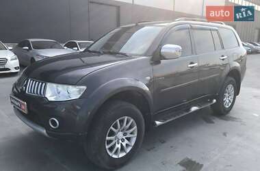Внедорожник / Кроссовер Mitsubishi Pajero Sport 2011 в Львове