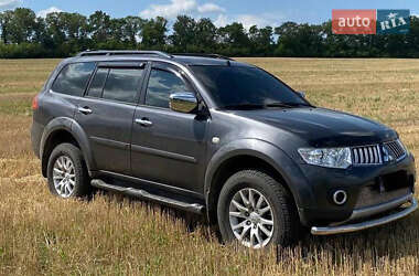 Внедорожник / Кроссовер Mitsubishi Pajero Sport 2011 в Харькове