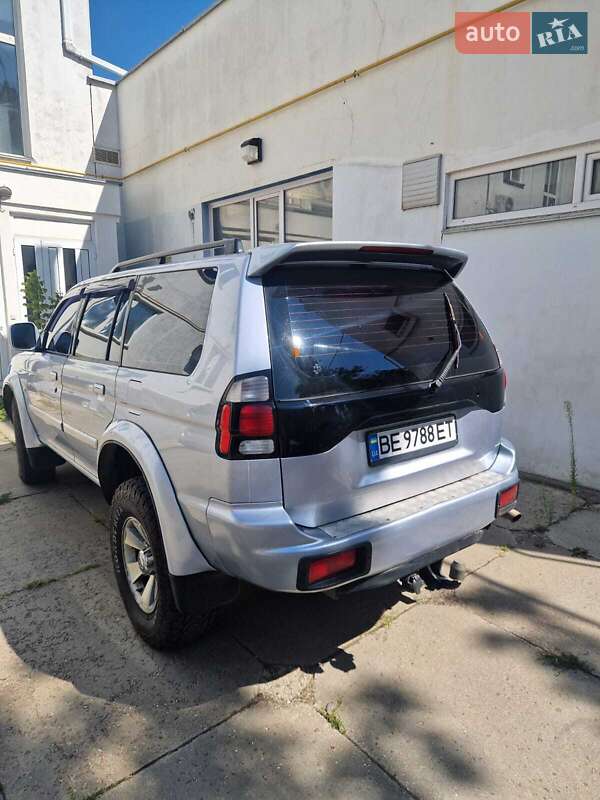 Внедорожник / Кроссовер Mitsubishi Pajero Sport 2006 в Николаеве