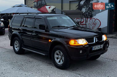 Позашляховик / Кросовер Mitsubishi Pajero Sport 2006 в Житомирі