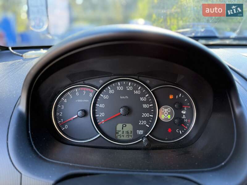 Позашляховик / Кросовер Mitsubishi Pajero Sport 2011 в Києві