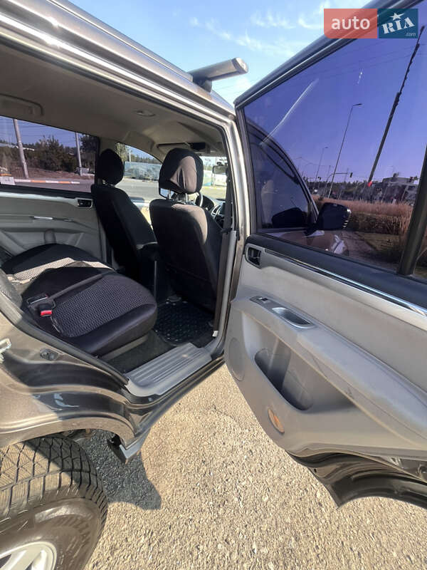 Позашляховик / Кросовер Mitsubishi Pajero Sport 2013 в Ірпені