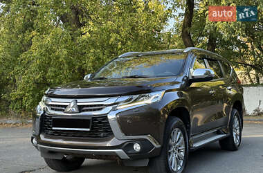 Внедорожник / Кроссовер Mitsubishi Pajero Sport 2018 в Днепре
